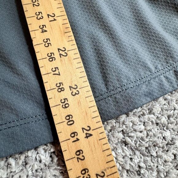 Downeast T shirt Womens size Medium V Neck Gray layering Tee Essential light - Picture 6 of 12